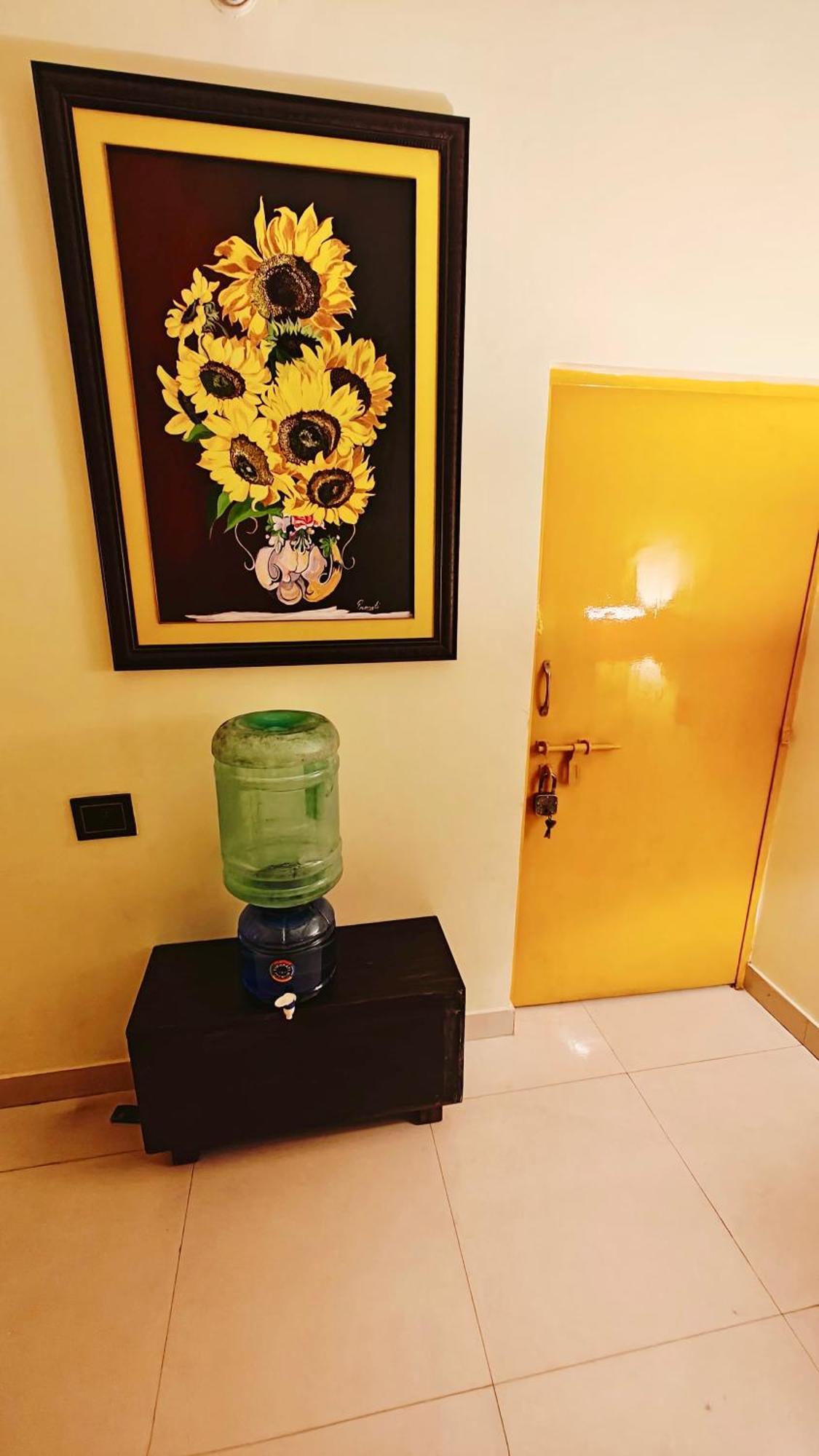 The Yellow House - Couple'S Getaway In Gomti Nagar- 1 Bhk Lucknow Zewnętrze zdjęcie